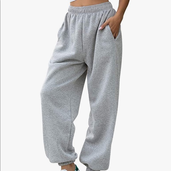 Flexible Grey Comfortable lounge pants with pockets - Picture 1 of 7